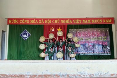 HỘI DIỄN VĂN NGHỆ CHÀO MỪNG 42 NĂM NGÀY NGVN ” THẮP SÁNG ƯỚC MƠ”