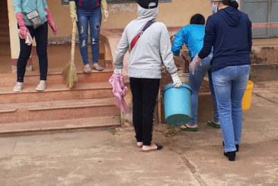 CBGVNV LAO ĐỘNG DỌN VỆ SINH TRƯỜNG LỚP PHÒNG CHỐNG DỊCH BỆNH CORONA